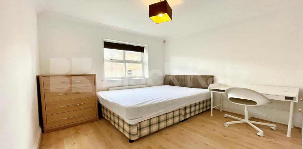 			LET , 3 Bedroom, 2 bath, 0 reception Apartment			 Leathermarket Court - Leathermarket Street, London Bridge
